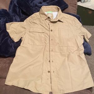 Boys short sleeves button down casual/dressy shirt